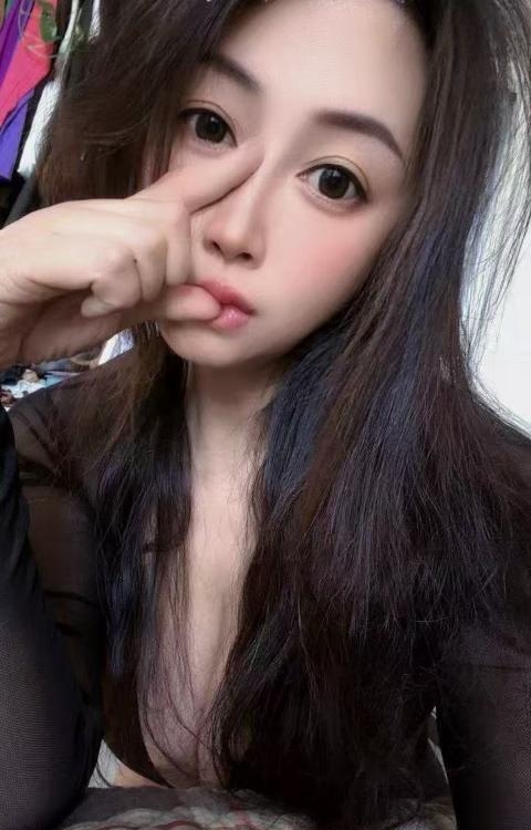 合肥瑶海丰满姐姐优雅侧颜写真